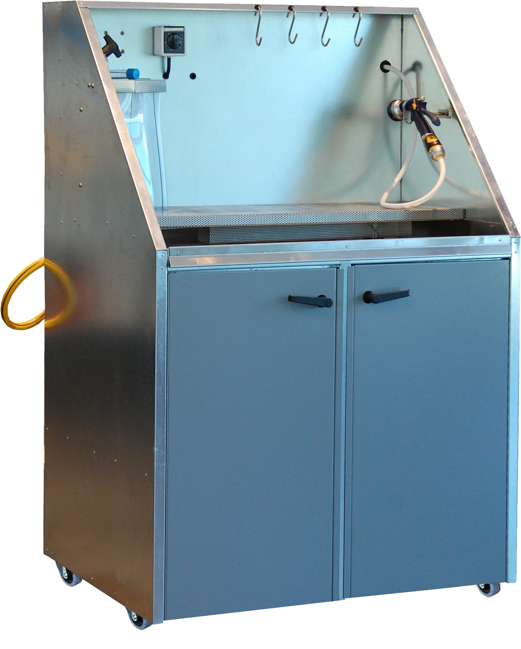 AC-Clean 120l. Mobilt rengöringskåp med vattenpump